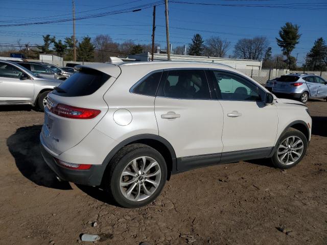5LMCJ2D93GUJ21387 - 2016 LINCOLN MKC SELECT Weiß Foto 3