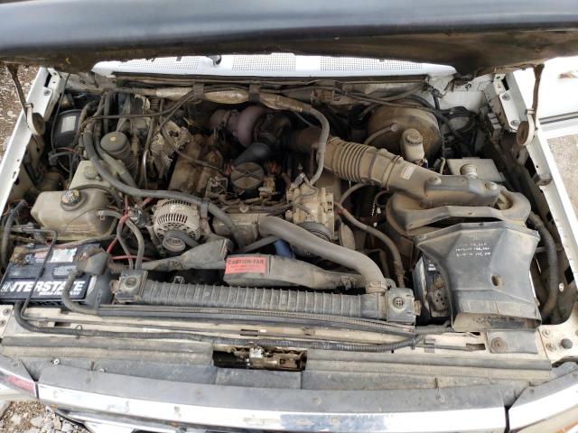 1FTHF36F2SEA66795 - 1995 FORD F350 WHITE photo 11