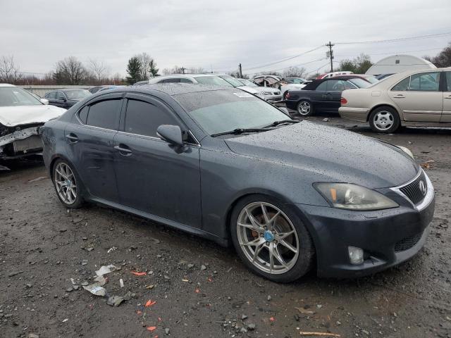 JTHCK262295031504 - 2009 LEXUS IS 250 GRAY photo 4