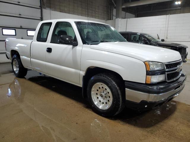 1GCEC19XX7Z123927 - 2007 CHEVROLET SILVERADO C1500 CLASSIC Ağ foto 4