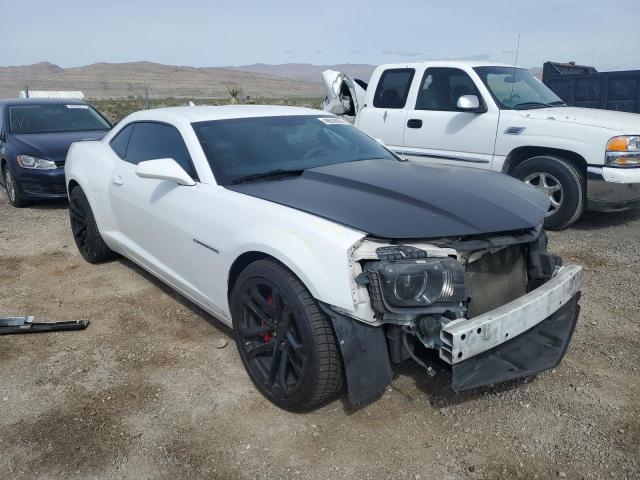 2G1FT1EW2D9237937 - 2013 CHEVROLET CAMARO 2SS WHITE photo 4