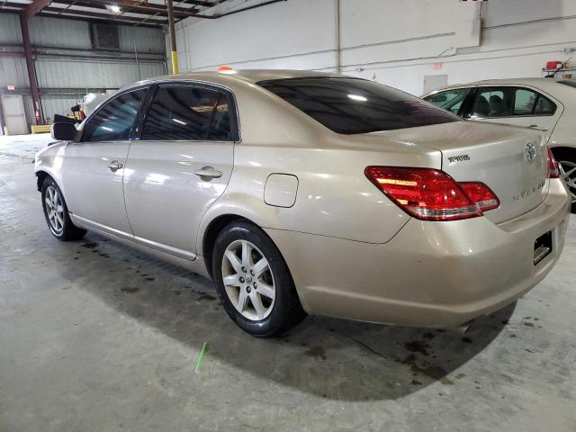 4T1BK36B16U075364 - 2006 TOYOTA AVALON XL GOLD photo 2