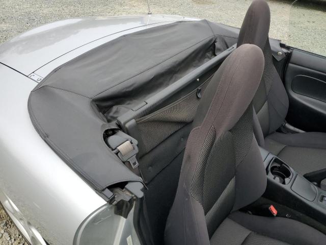 JM1NB353130312773 - 2003 MAZDA MX-5 MIATA BASE SILVER photo 10