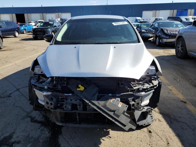 1FADP3K21HL216971 - 2017 FORD FOCUS SE SILVER photo 5