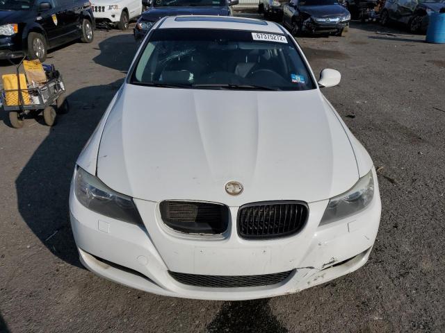 WBAPK5C54BF124119 - 2011 BMW 328 XI SULEV WHITE photo 5