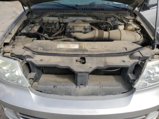 5LMFU285X6LJ16221 - 2006 LINCOLN NAVIGATOR SILVER photo 12