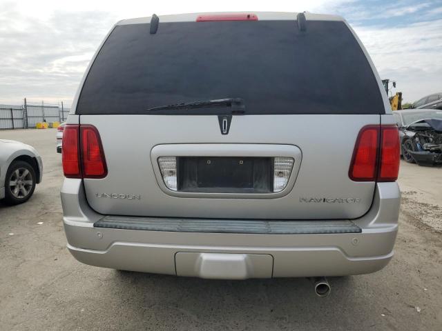 5LMFU285X6LJ16221 - 2006 LINCOLN NAVIGATOR SILVER photo 6
