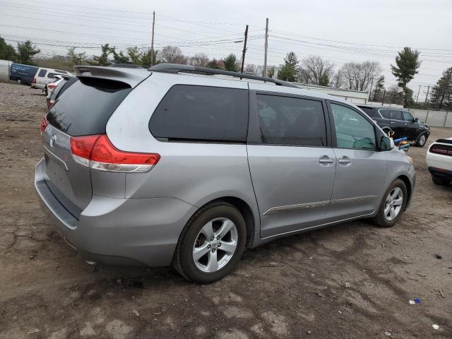 5TDKK3DC2CS201814 - 2012 TOYOTA SIENNA LE SILVER photo 3