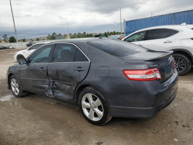 4T1BF3EK7BU646467 - 2011 TOYOTA CAMRY BASE GRAY photo 2