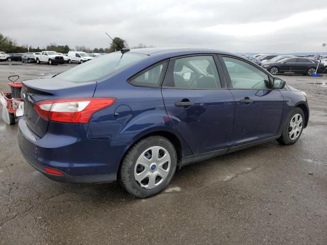 1FAHP3E29CL124514 - 2012 FORD FOCUS S BLUE photo 3