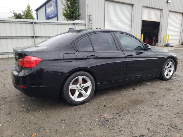 WBA3B1C53F5A05760 - 2015 BMW 320 I BLACK photo 3