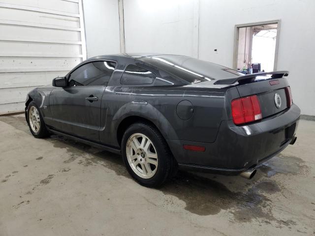 1ZVHT82H485163337 - 2008 FORD MUSTANG GT GRAY photo 2