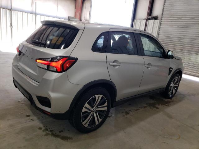 JA4APUAU6MU028516 - 2021 MITSUBISHI OUTLANDER ES SILVER photo 3