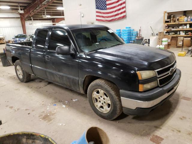 1GCEC19X77Z186239 - 2007 CHEVROLET SILVERADO C1500 CLASSIC BLACK photo 4