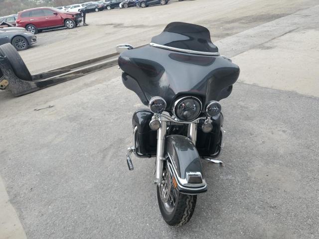 1HD1FC41X8Y687720 - 2008 HARLEY-DAVIDSON FLHTCUI 灰色 照片 2