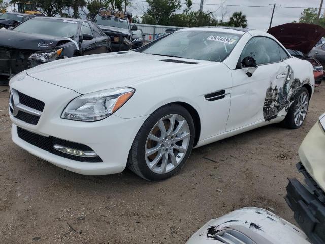 WDDPK3JA5GF116275 - 2016 MERCEDES-BENZ SLK 300 WHITE photo 1