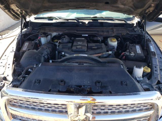 3C6UR5ML5JG262271 - 2018 RAM 2500 SLT გრაფიტი ფოტო 11