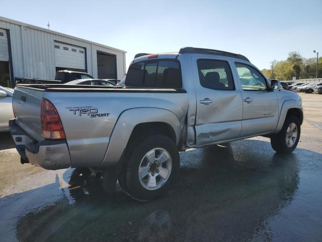 3TMJU62N67M041261 - 2007 TOYOTA TACOMA DOUBLE CAB PRERUNNER SILVER photo 3