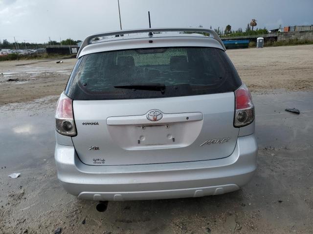 2T1KR32E88C716221 - 2008 TOYOTA COROLLA MA XR SILVER photo 6