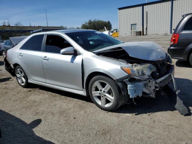 4T1BF1FK5DU268235 - 2013 TOYOTA CAMRY L SILVER photo 4