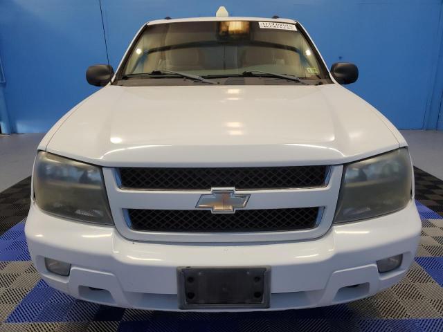 1GNDT13S062334755 - 2006 CHEVROLET TRAILBLAZE LS WHITE photo 5