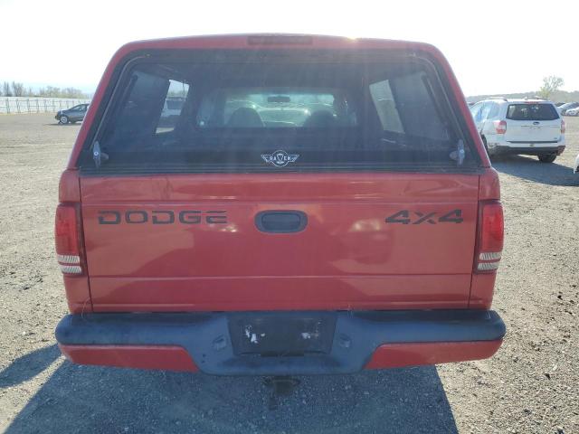 1B7GG22X2XS318605 - 1999 DODGE DAKOTA RED photo 6