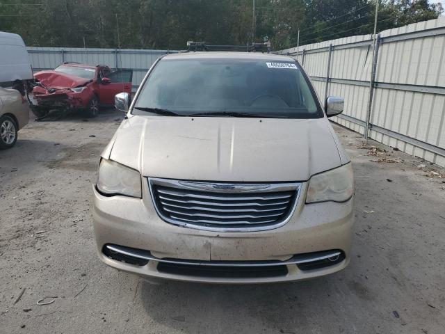 2C4RC1CG4DR569541 - 2013 CHRYSLER TOWN & COU TOURING L BEIGE photo 5
