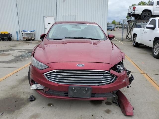 3FA6P0LU8JR233149 - 2018 FORD FUSION SE HYBRID RED photo 5