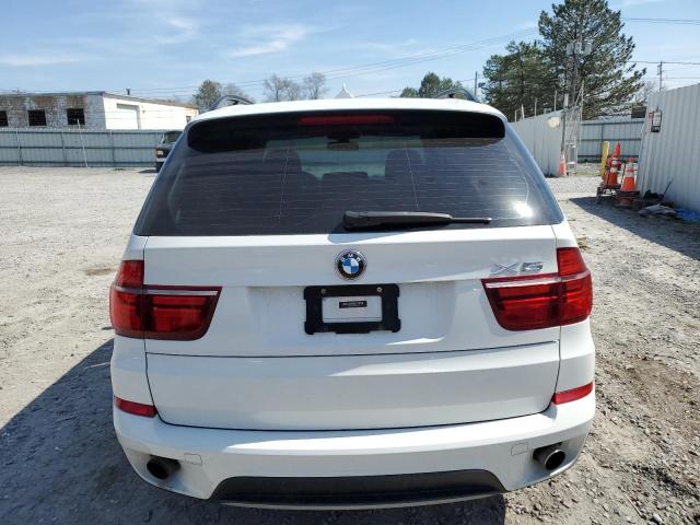 5UXZV4C52D0G54819 - 2013 BMW X5 XDRIVE35I WHITE photo 6