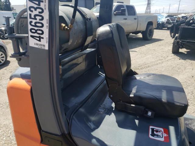 17103 - 2015 TOYOTA FORKLIFT Naranja foto 6