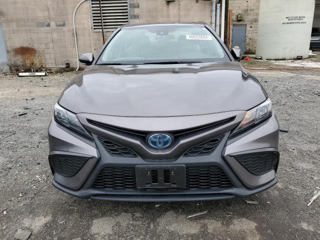 4T1G31AK4PU604306 - 2023 TOYOTA CAMRY SE NIGHT SHADE GRAY photo 5