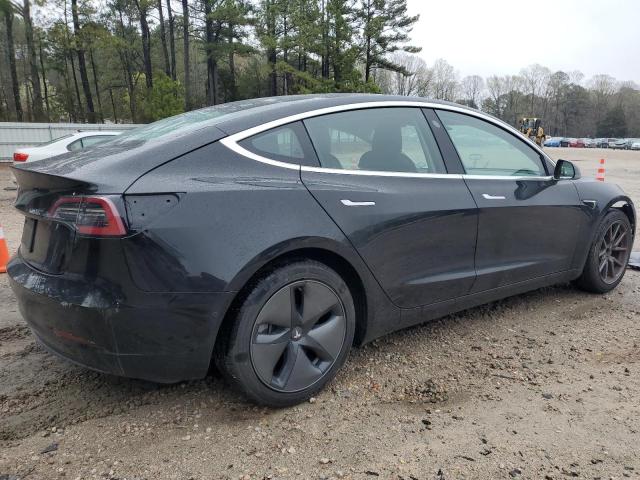 5YJ3E1EA7KF422471 - 2019 TESLA MODEL 3 BLACK photo 3