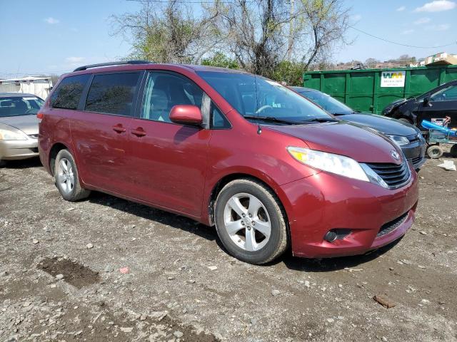 5TDKK3DC5DS309863 - 2013 TOYOTA SIENNA LE BURGUNDY photo 4