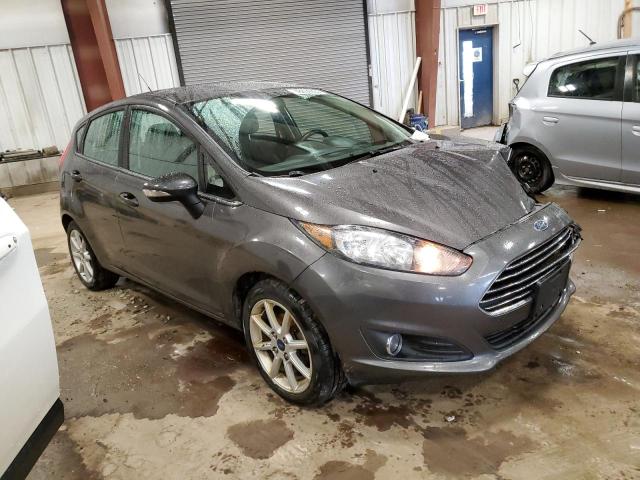 3FADP4EJ1FM109231 - 2015 FORD FIESTA SE GRAY photo 4