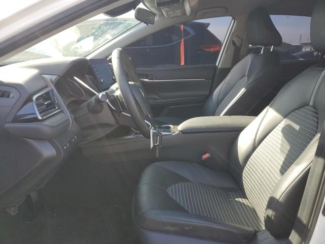 4T1G11AK3PU806432 - 2023 TOYOTA CAMRY SE NIGHT SHADE WHITE photo 7