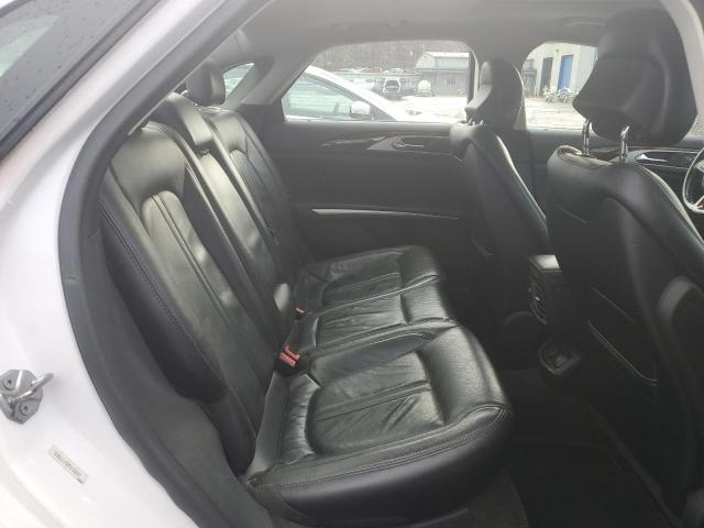 3LN6L2J92FR602865 - 2015 LINCOLN MKZ WHITE photo 10
