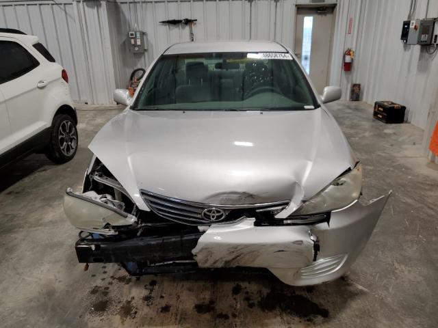 4T1BE32K66U656145 - 2006 TOYOTA CAMRY LE SILVER photo 5