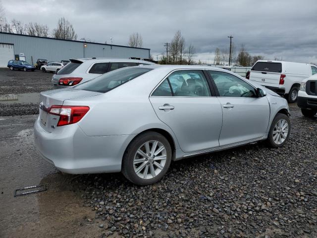 4T1BD1FK1CU059577 - 2012 TOYOTA CAMRY HYBRID SILVER photo 3