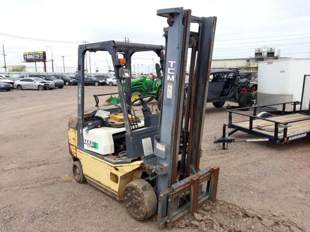 A15E02340 - 2002 TCM FORKLIFT YELLOW photo 1