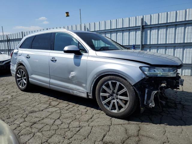 WA1VAAF78HD055372 - 2017 AUDI Q7 PRESTIGE SILVER photo 4
