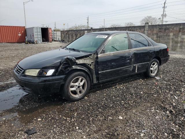 JT2BF28K8W0135107 - 1998 TOYOTA CAMRY LE BLACK photo 1