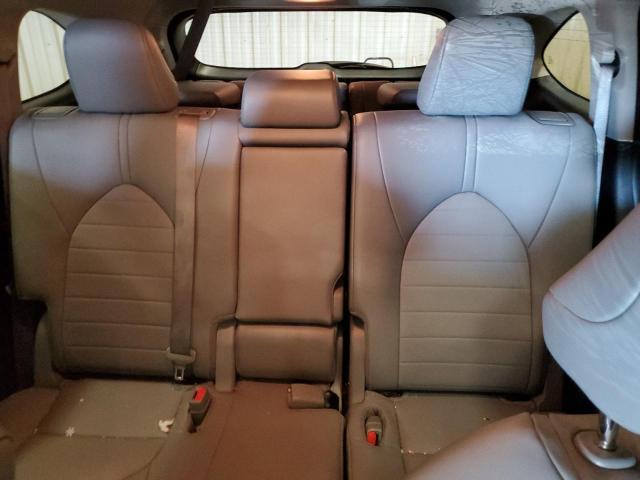 5TDHZRBH8NS583759 - 2022 TOYOTA HIGHLANDER XLE 白色 照片 10