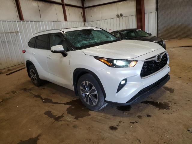 5TDHZRBH8NS583759 - 2022 TOYOTA HIGHLANDER XLE 白色 照片 4