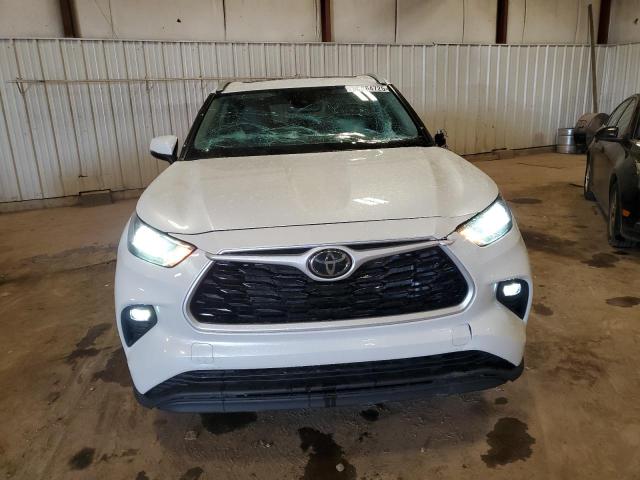 5TDHZRBH8NS583759 - 2022 TOYOTA HIGHLANDER XLE 白色 照片 5