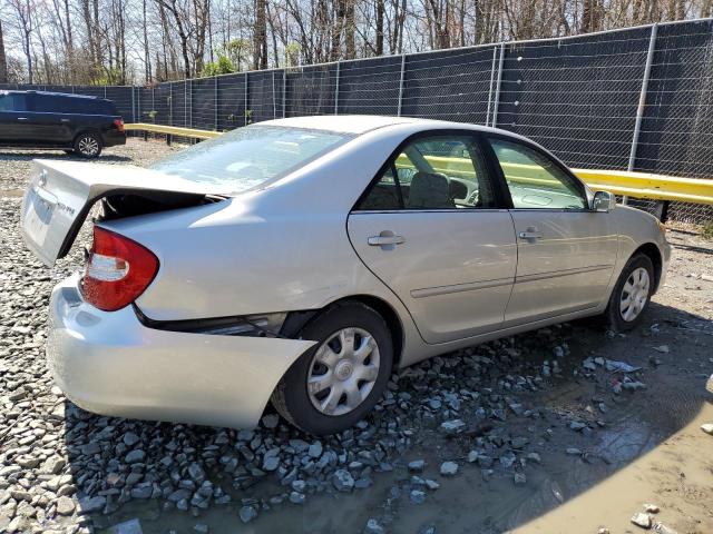 4T1BE32K84U873015 - 2004 TOYOTA CAMRY LE SILVER photo 3