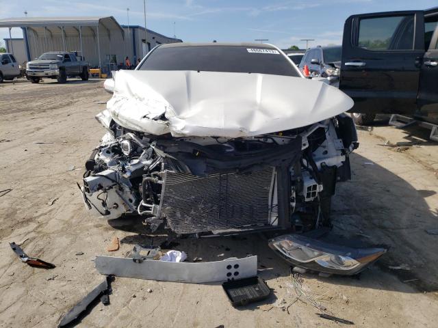 1G1RB6S52HU104516 - 2017 CHEVROLET VOLT PREMIER WHITE photo 5