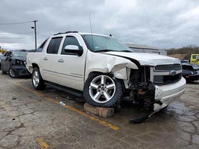 3GNTKGE31BG109527 - 2011 CHEVROLET AVALANCHE LTZ BEIGE photo 4