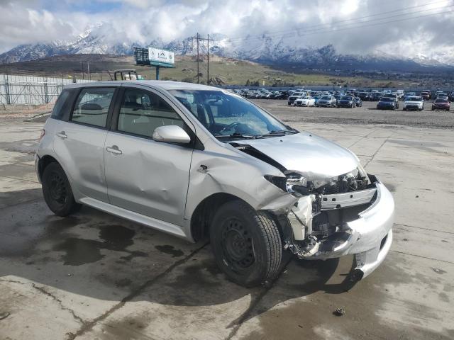 JTKKT624X65010607 - 2006 TOYOTA SCION XA SILVER photo 4