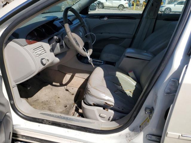 1G4HE57Y98U122806 - 2008 BUICK LUCERNE CXS WHITE photo 7