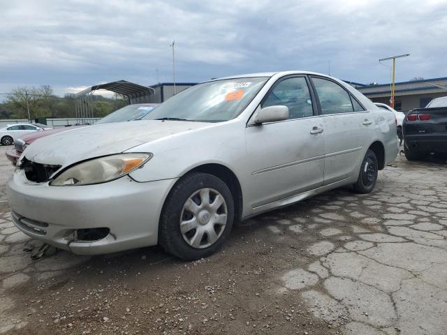 JTDBE32K220128950 - 2002 TOYOTA CAMRY LE SILVER photo 1